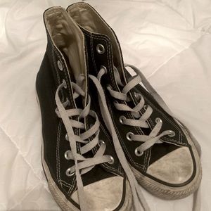 Women’s high top converse